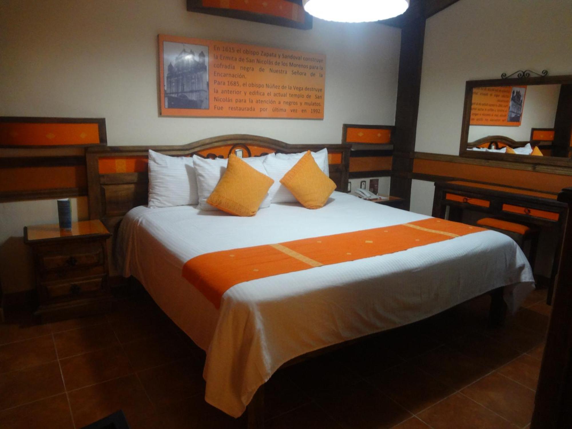 Nuestras Raices Hotel - Museo - Restaurante San Cristobal de las Casas Luaran gambar